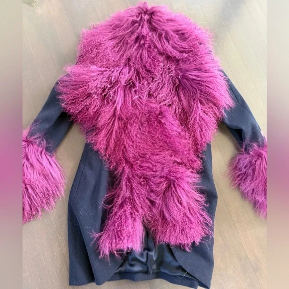 Vintage custom made no label blue coat with purple Mongolian fur trim - Picture 2 of 7